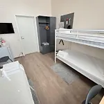 Hostal Hermanni *