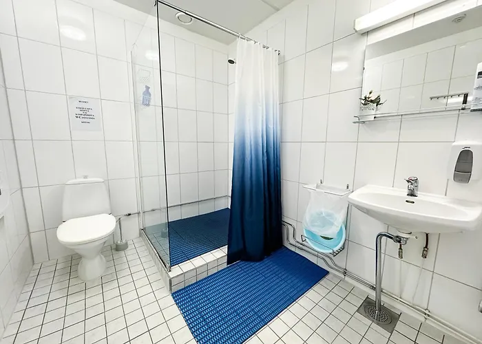 Hermanni אכסניה *